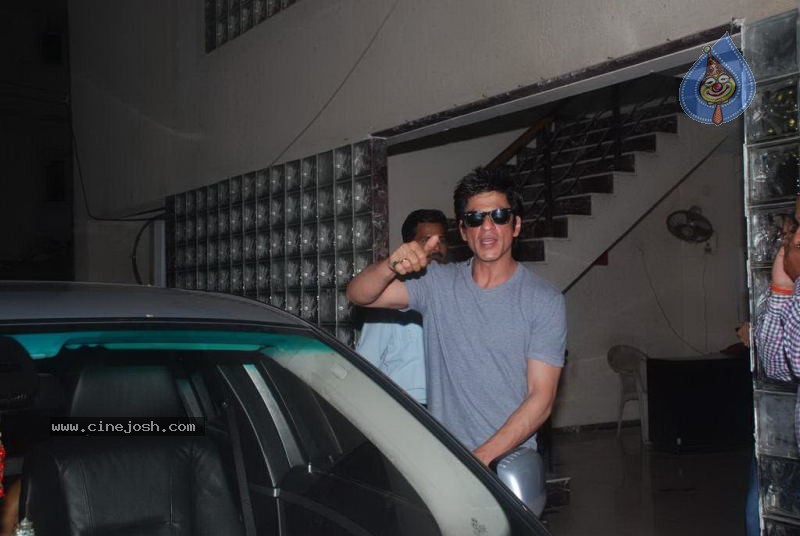 Bolly Celebs at Hrithik Bday Bash - 80 / 89 photos