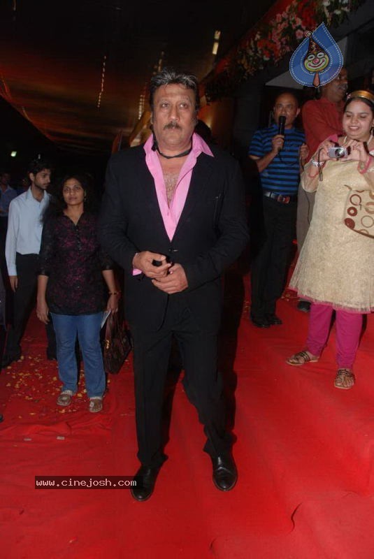 Bolly Celebs at Hum Dono Movie Premiere - 5 / 132 photos