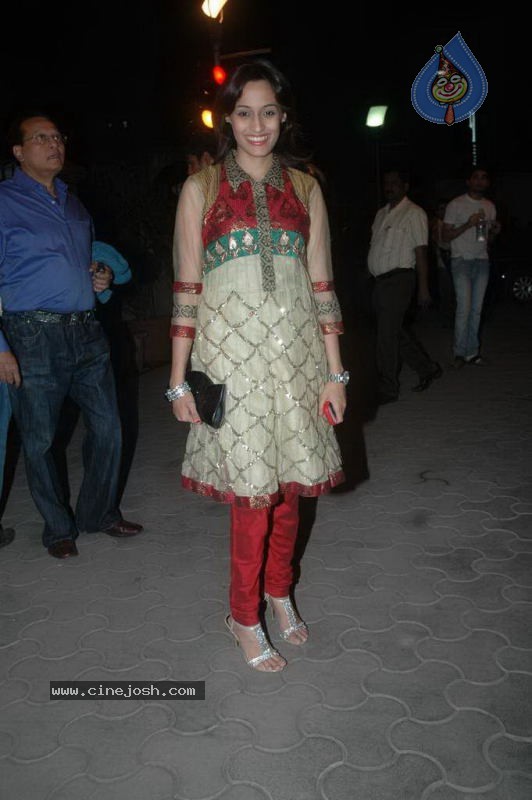 Bolly Celebs at Hum Dono Movie Premiere - 71 / 132 photos