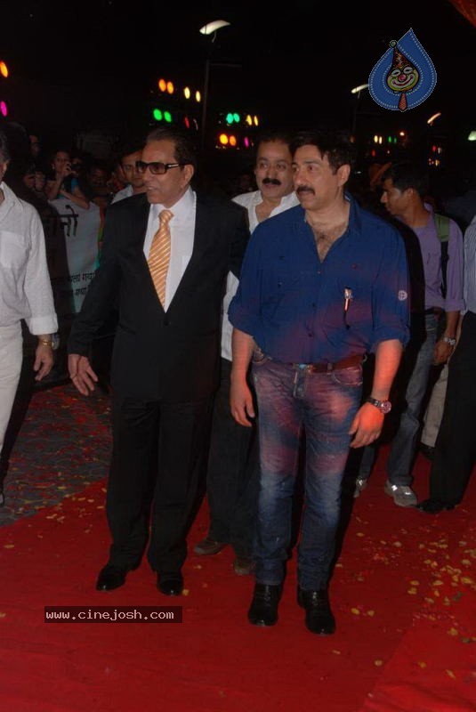 Bolly Celebs at Hum Dono Movie Premiere - 91 / 132 photos