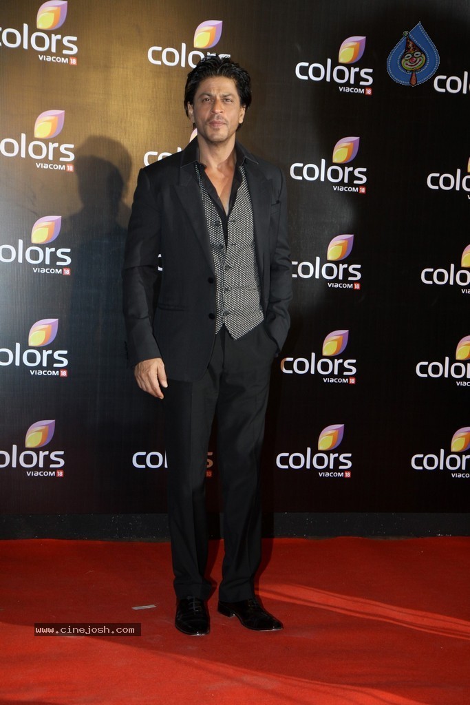 Bolly Celebs at IAA Awards n COLORS Channel Party - 5 / 70 photos