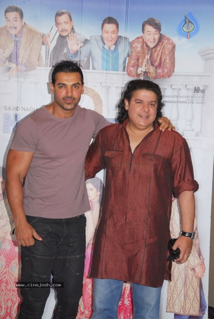 Bolly Celebs at IIFA 2012 Voting Weekend - 2 / 39 photos