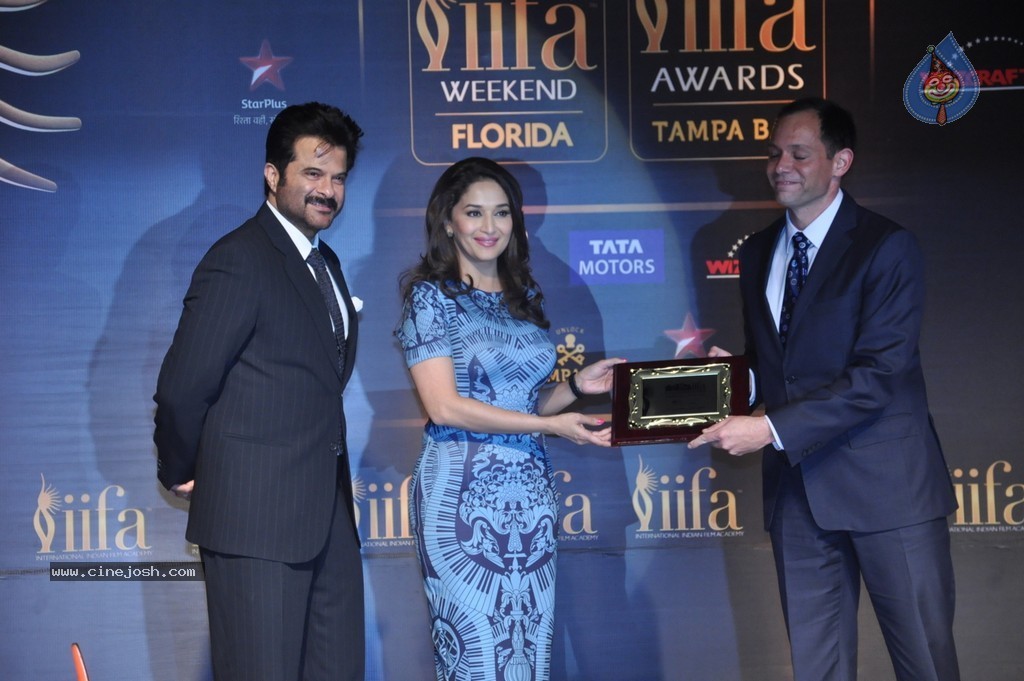 Bolly Celebs at IIFA 2014 Press Meet - 27 / 117 photos