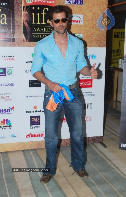Bolly Celebs at IIFA Awards Event - 38 / 70 photos