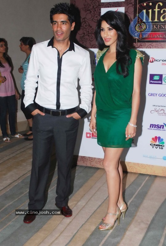 Bolly Celebs at IIFA Awards Event - 46 / 70 photos