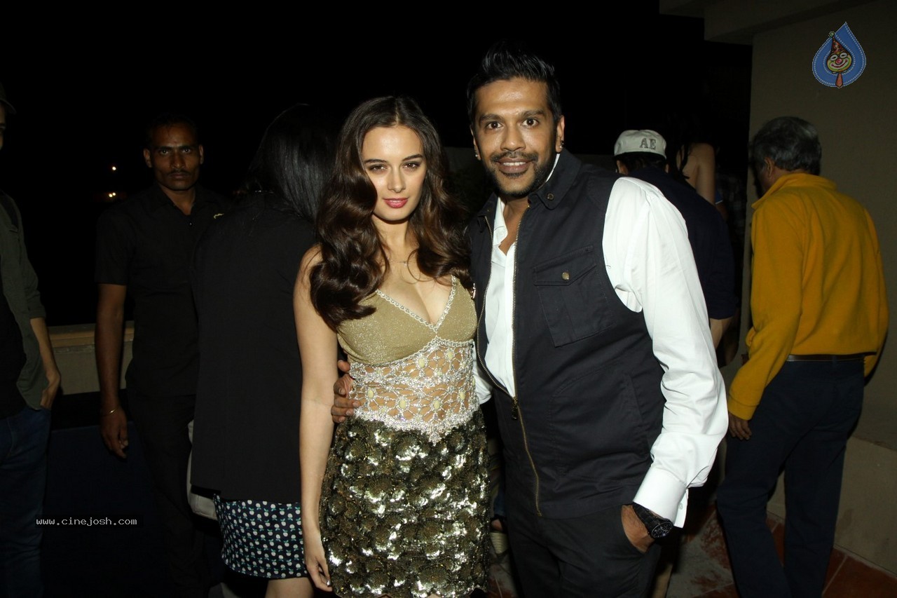 Bolly Celebs at IRFW 2013 Day 3 - 32 / 41 photos