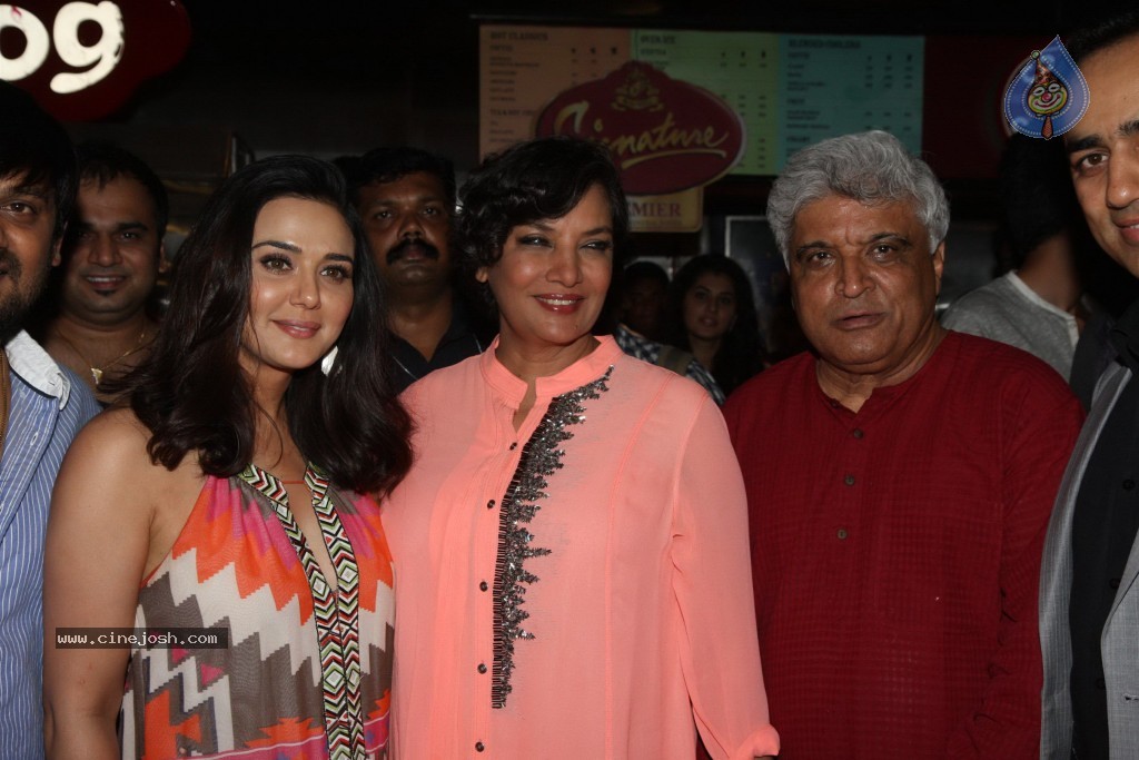 Bolly Celebs at Ishkq in Paris Premiere - 28 / 75 photos