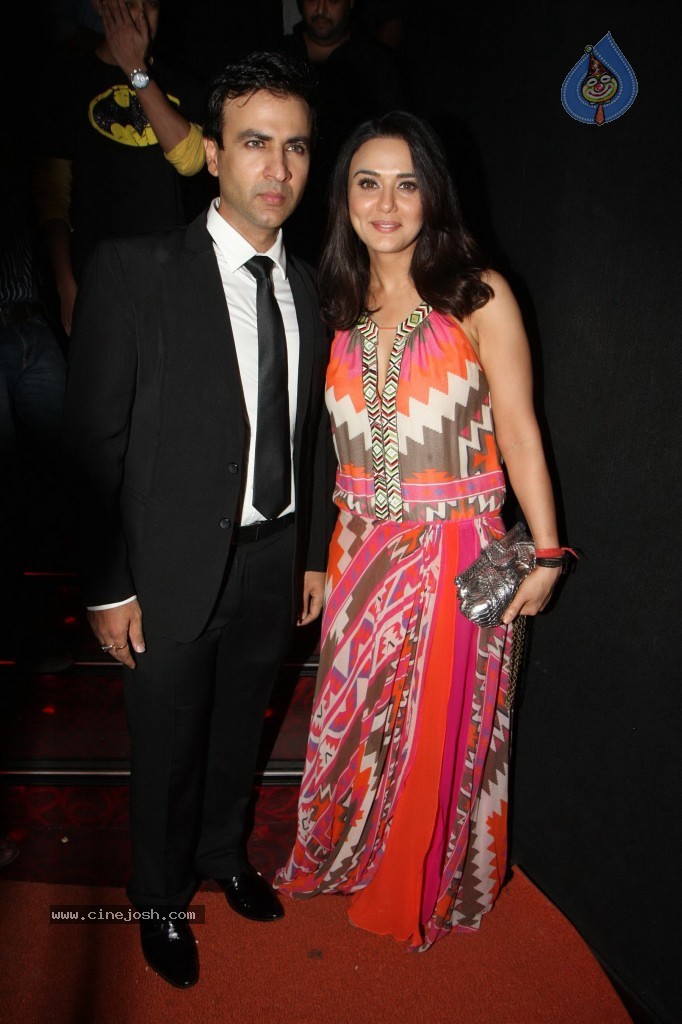 Bolly Celebs at Ishkq in Paris Premiere - 51 / 75 photos