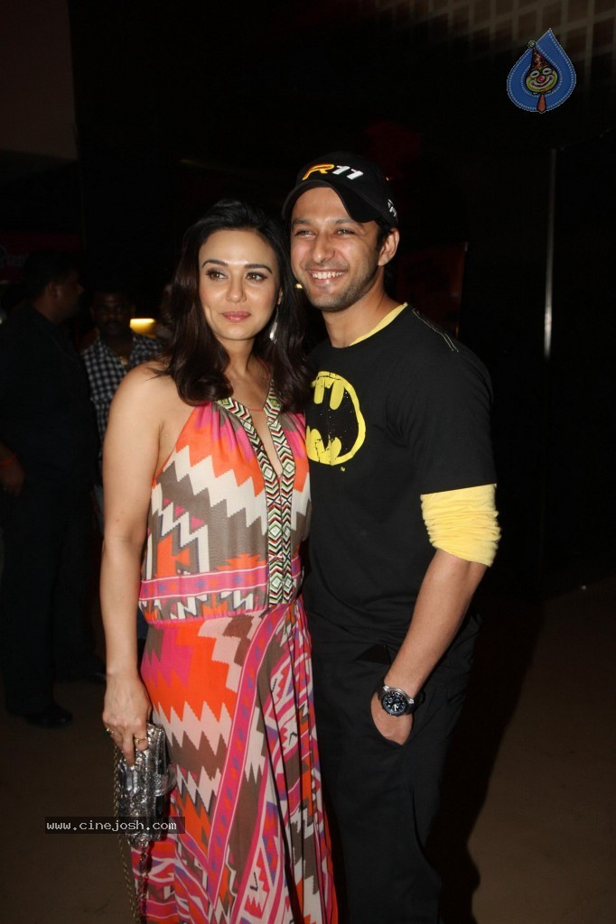 Bolly Celebs at Ishkq in Paris Premiere - 67 / 75 photos