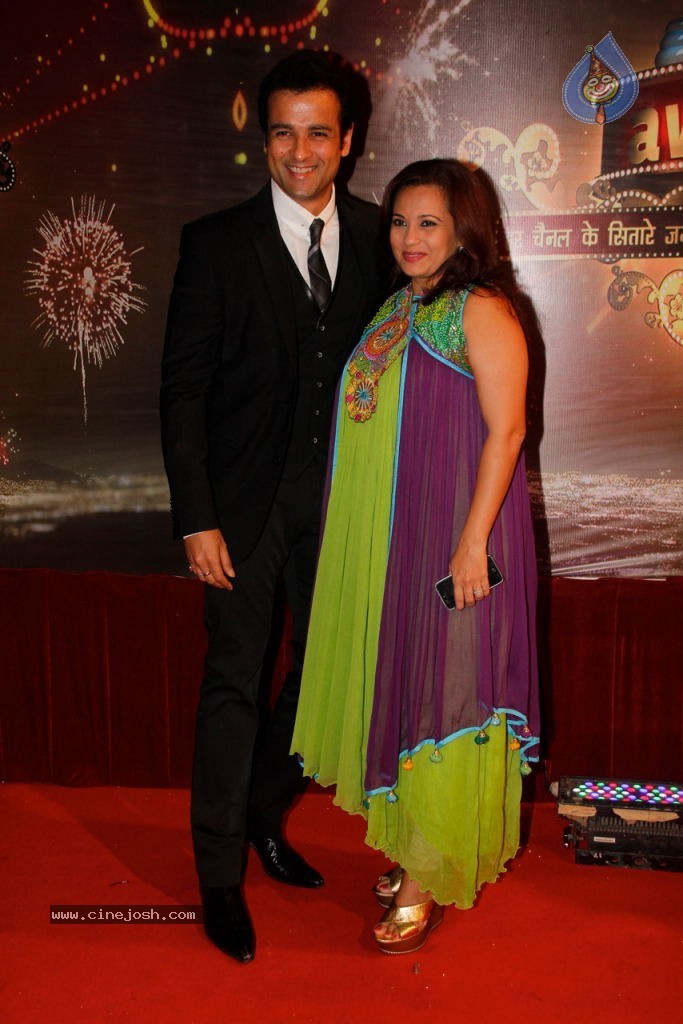 Bolly Celebs at ITA Awards - 17 / 99 photos