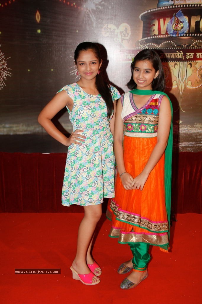 Bolly Celebs at ITA Awards - 24 / 99 photos
