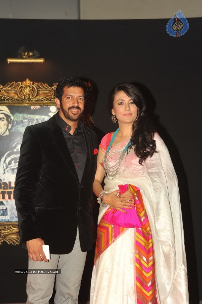 Bolly Celebs at JAB TAK HAI JAAN Premiere - 3 / 190 photos