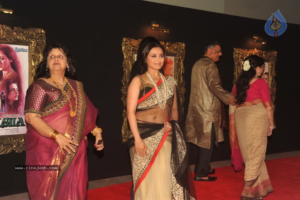 Bolly Celebs at JAB TAK HAI JAAN Premiere - 10 / 190 photos