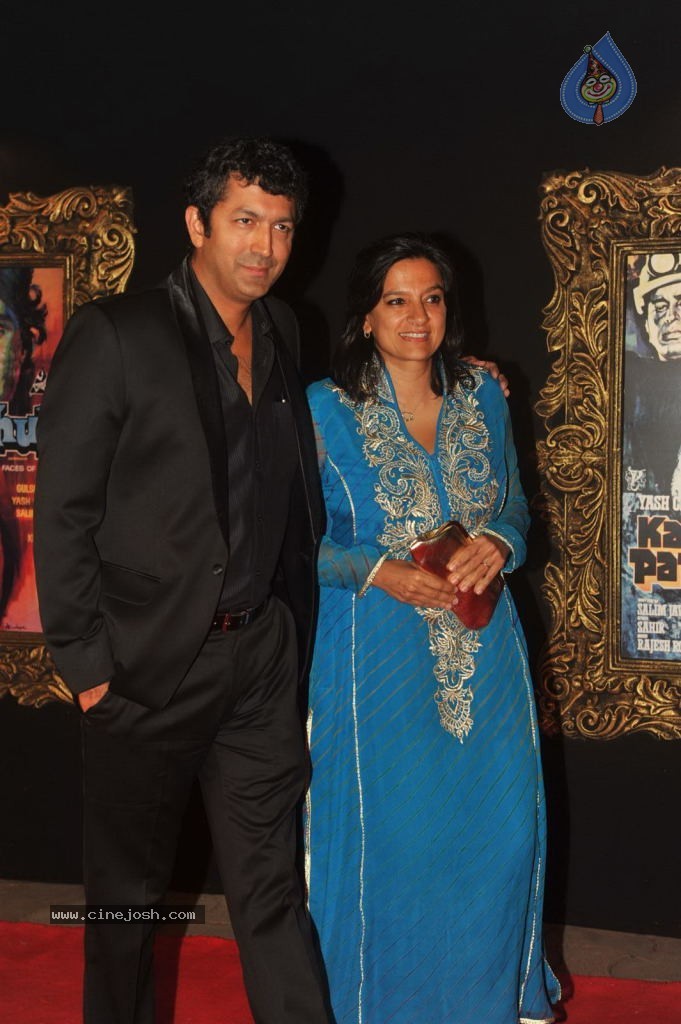 Bolly Celebs at JAB TAK HAI JAAN Premiere - 13 / 190 photos