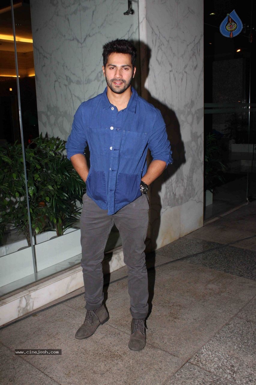 Bolly Celebs at Kangana Ranaut Hosted Party - 26 / 50 photos