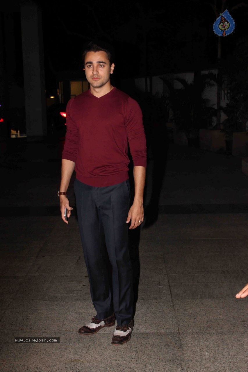 Bolly Celebs at Kangana Ranaut Hosted Party - 27 / 50 photos