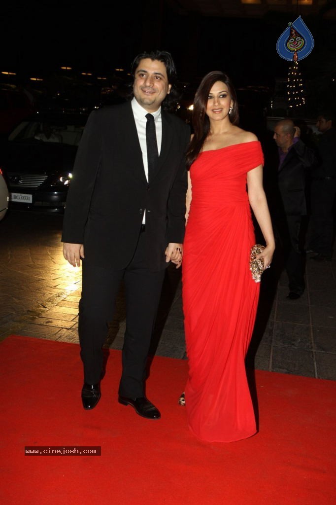 Bolly Celebs at Karan Johar Bday Party - 10 / 143 photos