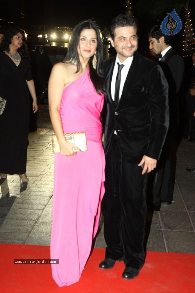 Bolly Celebs at Karan Johar Bday Party - 60 / 143 photos