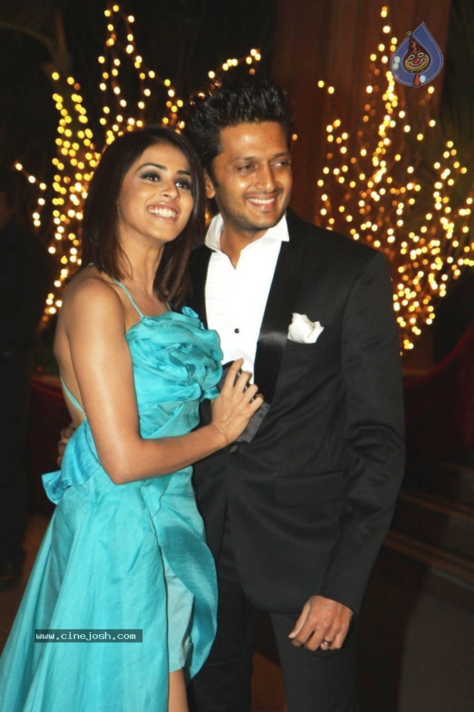 Bolly Celebs at Karan Johar Bday Party - 63 / 143 photos