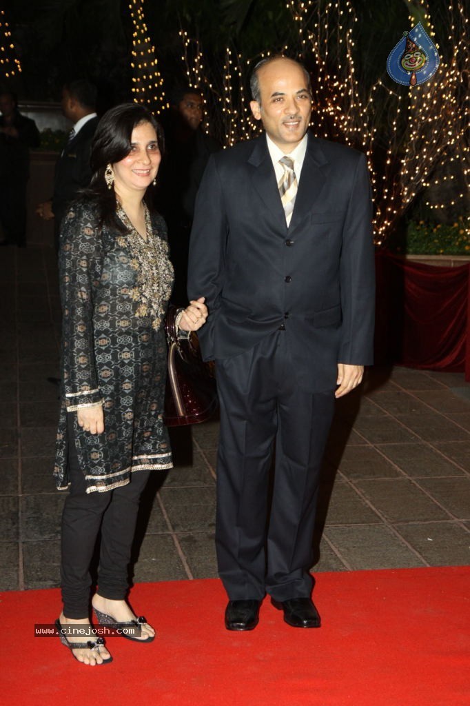 Bolly Celebs at Karan Johar Bday Party - 126 / 143 photos