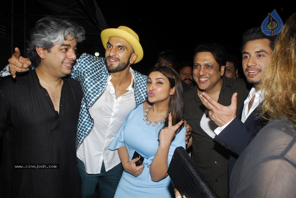 Bolly Celebs at Kill Dil Special Show - 28 / 34 photos
