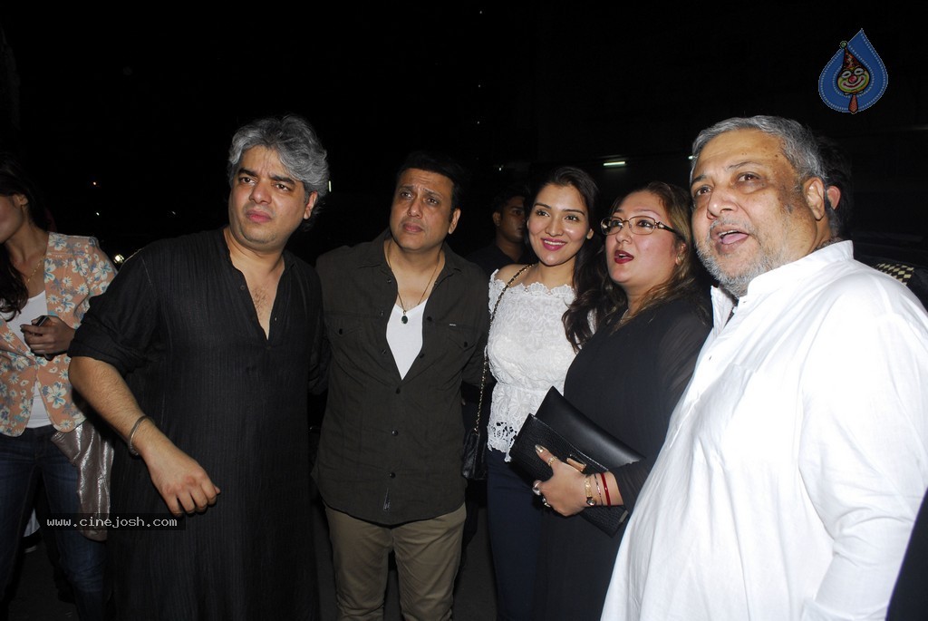 Bolly Celebs at Kill Dil Special Show - 30 / 34 photos