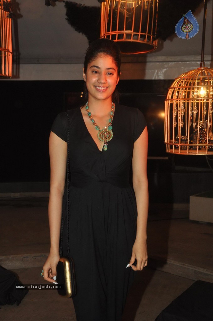 Bolly Celebs at Koecsh Label Launch - 46 / 92 photos