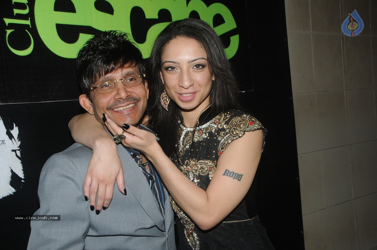 Bolly Celebs at KRK Bday Bash - 17 / 30 photos