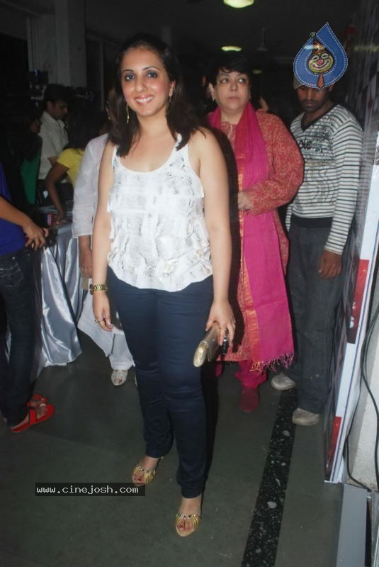 Bolly Celebs at Lakme Fashion Week Day 5 Photos - 62 / 113 photos