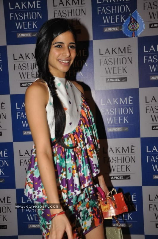 Bolly Celebs at Lakme Fashion Week Day 5 Photos - 104 / 113 photos