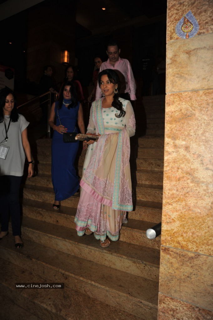 Bolly Celebs at LFW 2012 - 33 / 42 photos