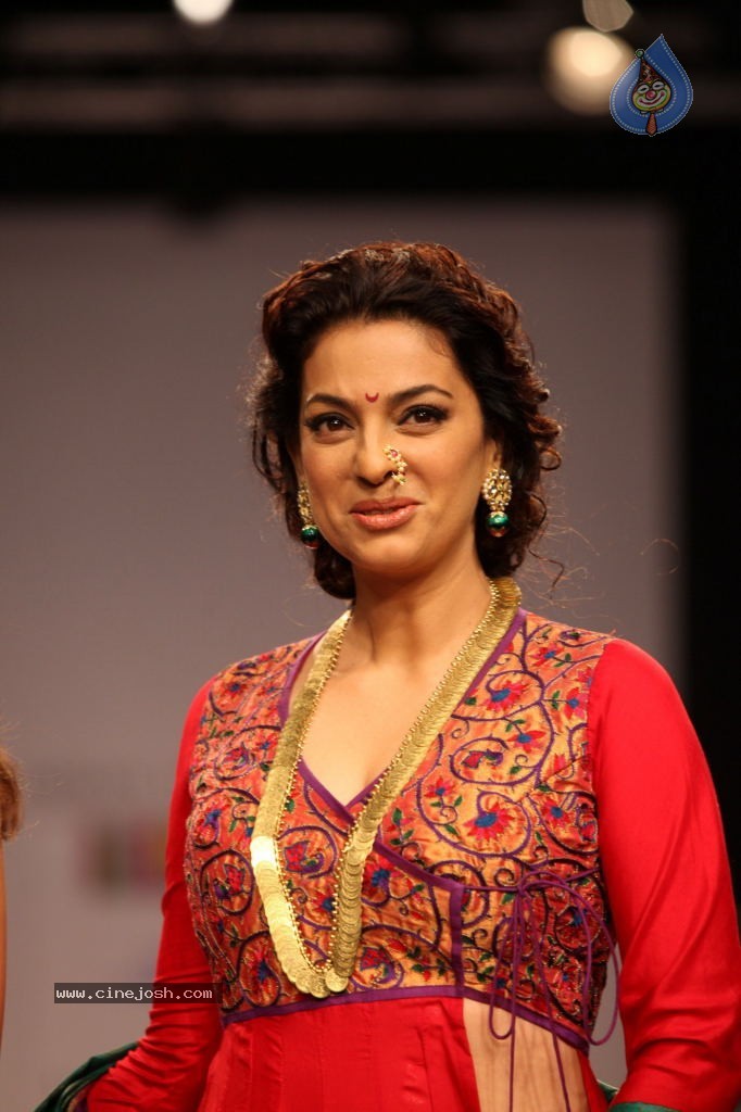 Bolly Celebs at LFW Winter Festive 2013 Day 4 - 79 / 109 photos