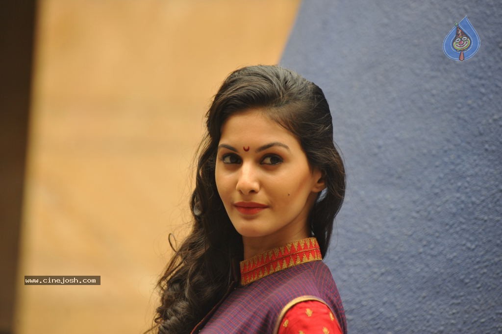 Bolly Celebs at LFW Winter Festive 2013 Day 4 - 85 / 109 photos