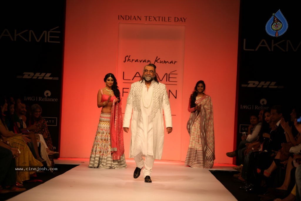 Bolly Celebs at LFW Winter Festive 2013 Day 4 - 95 / 109 photos