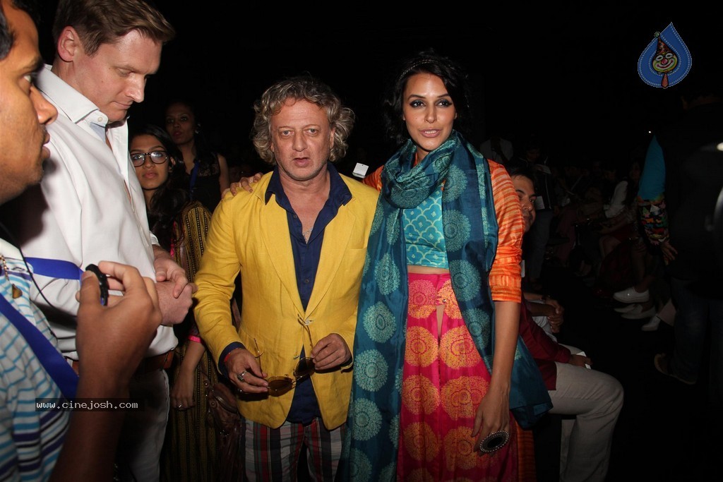 Bolly Celebs at LFW Winter Festive 2014 - 69 / 81 photos