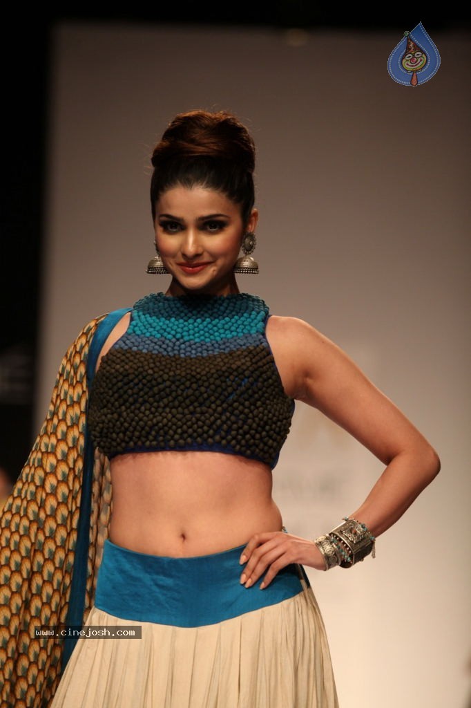 Bolly Celebs at LFW Winter Festive Grand Finale - 107 / 109 photos