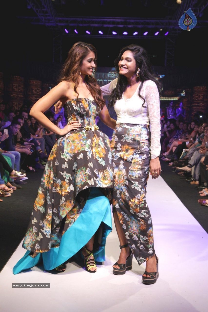 Bolly Celebs at Madame Style Week 2014 - 21 / 85 photos