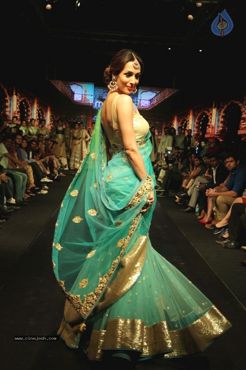 Bolly Celebs at Madame Style Week 2014 - 58 / 85 photos
