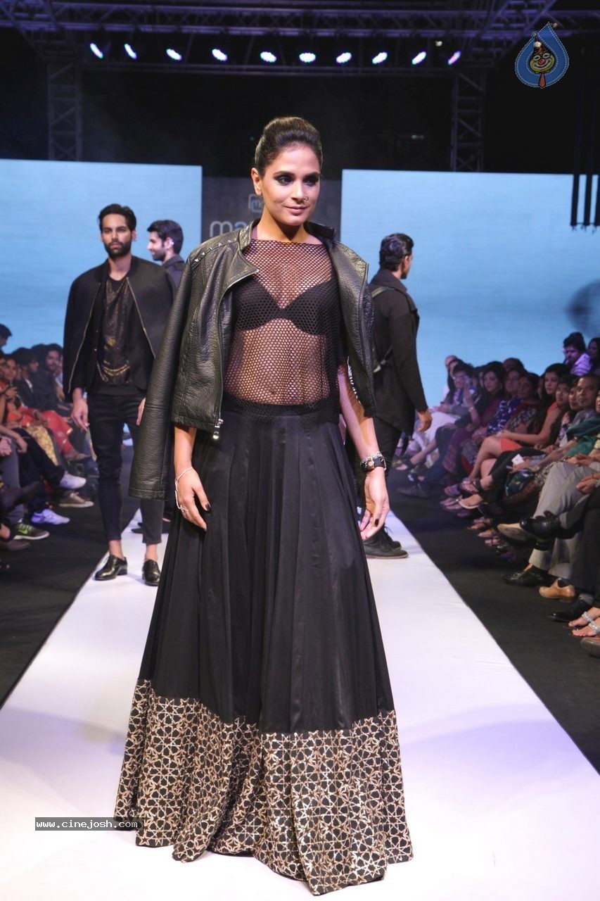 Bolly Celebs at Madame Style Week 2014 - 75 / 85 photos