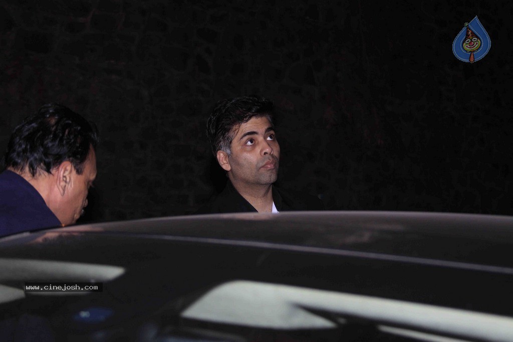Bolly Celebs at Manish Malhotra Bday Party - 29 / 51 photos
