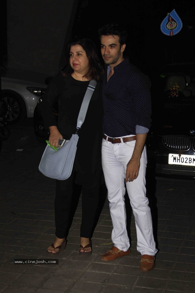Bolly Celebs at Manish Malhotra Bday Party - 46 / 51 photos