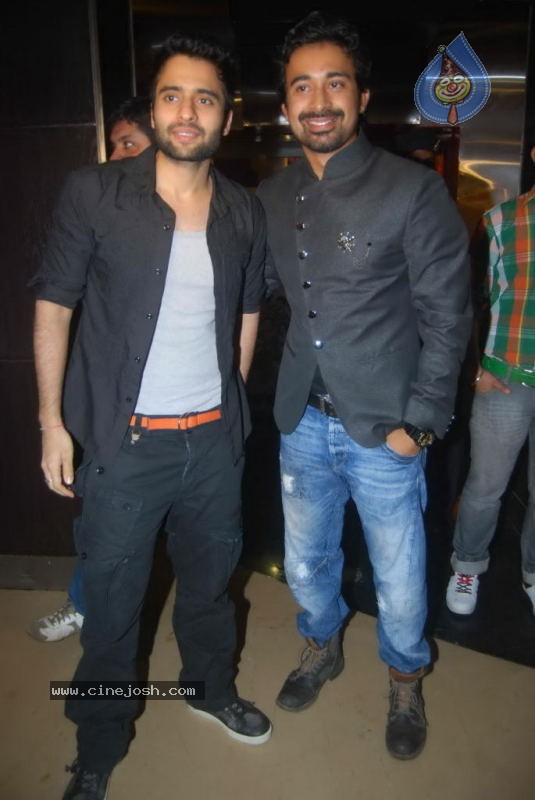 Celebs at MOD Movie Premiere - 30 / 64 photos