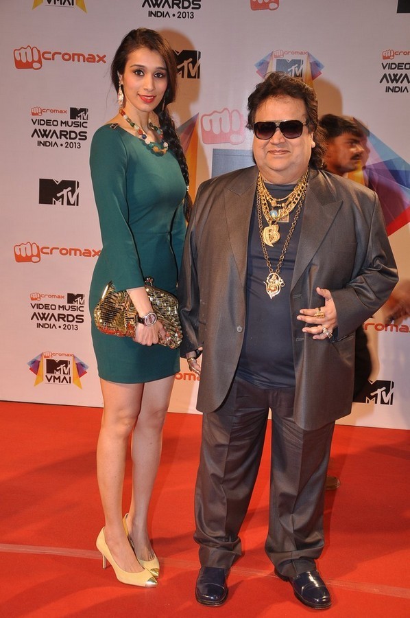 Bolly Celebs at MTV Video Music Awards  - 11 / 150 photos