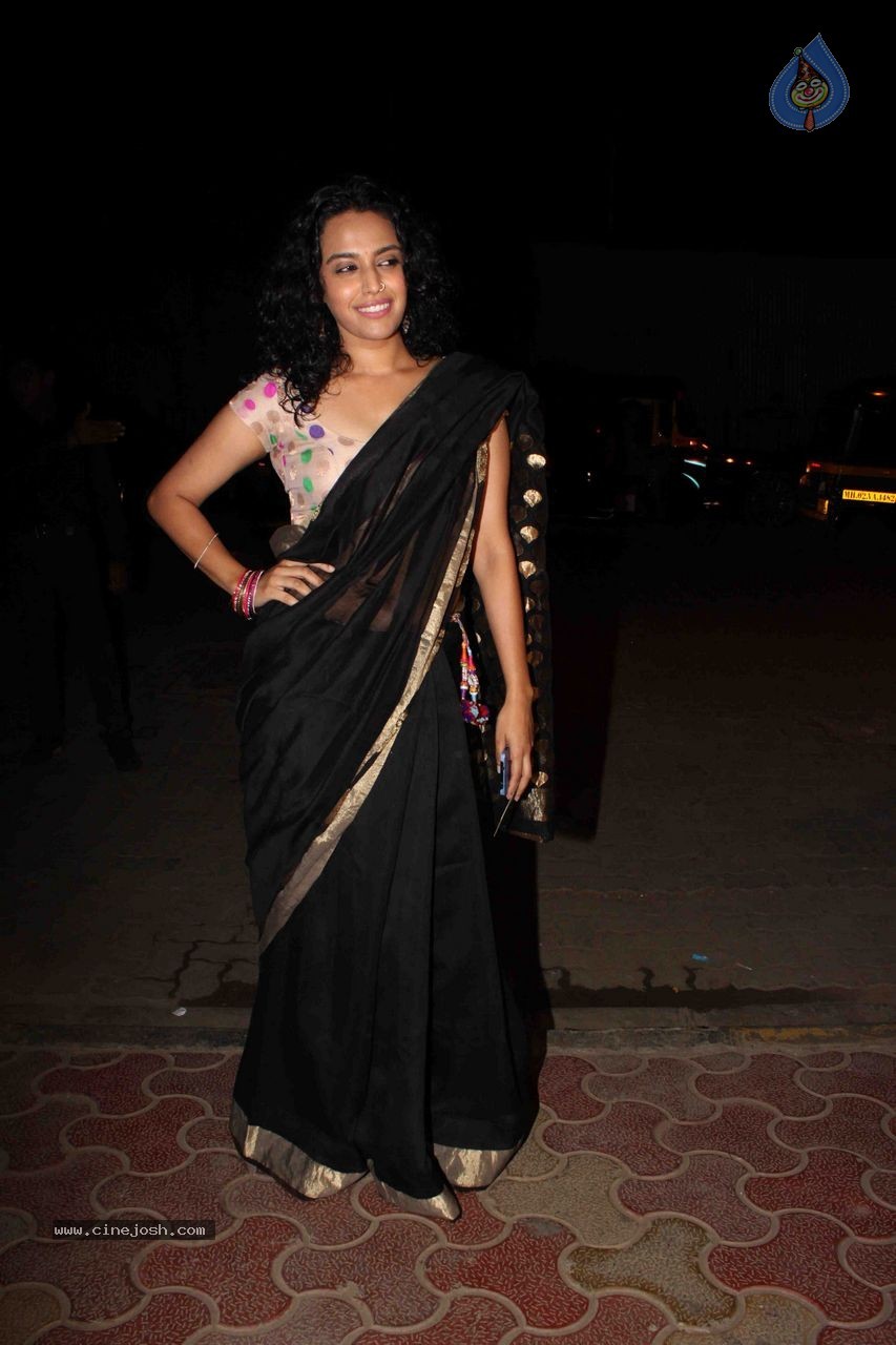 Bolly Celebs at Mukesh Chabbra Bday Party 01 - 24 / 87 photos