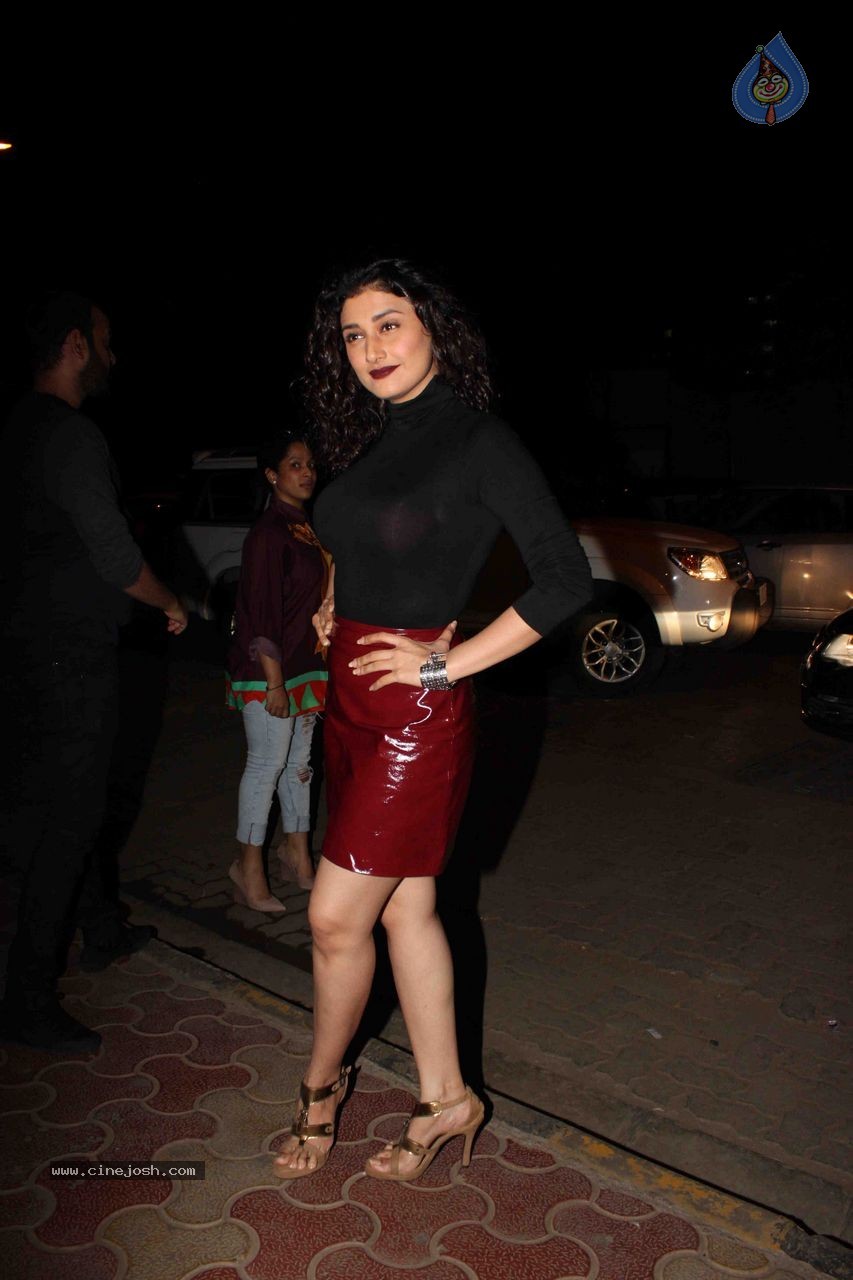 Bolly Celebs at Mukesh Chabbra Bday Party 01 - 53 / 87 photos