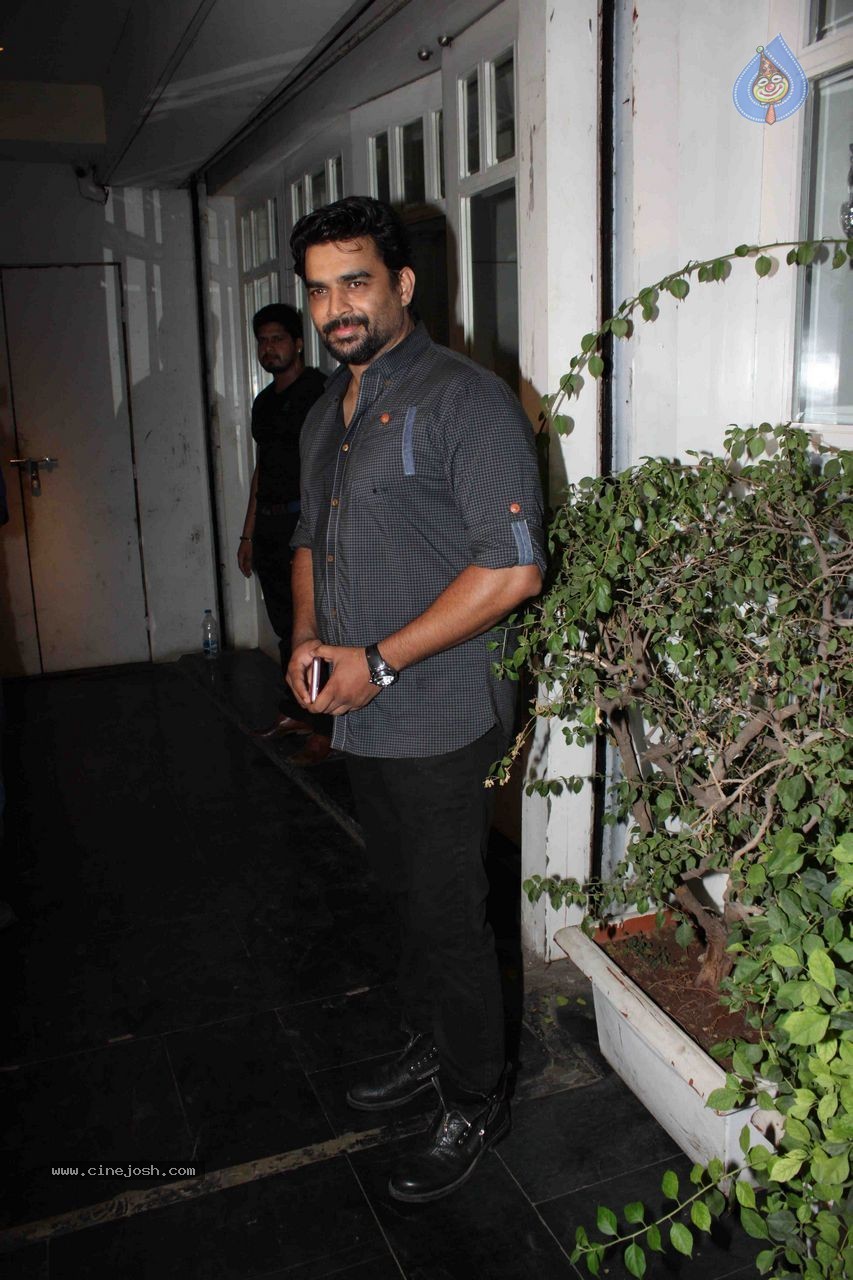 Bolly Celebs at Mukesh Chabbra Bday Party 02 - 19 / 89 photos