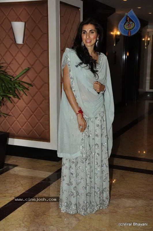 Bolly Celebs at Neelam Wedding Reception - 4 / 150 photos