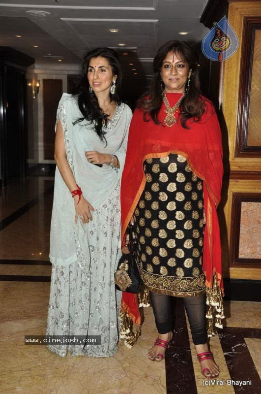 Bolly Celebs at Neelam Wedding Reception - 71 / 150 photos