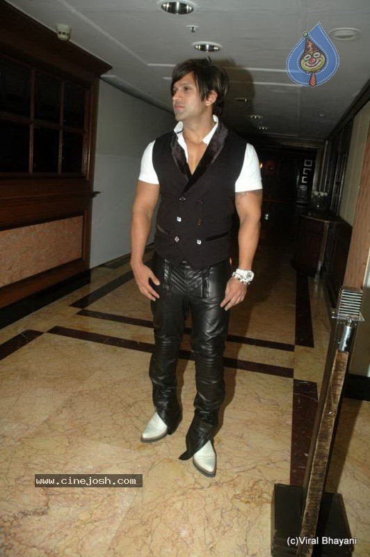 Bolly Celebs at Neelam Wedding Reception - 97 / 150 photos