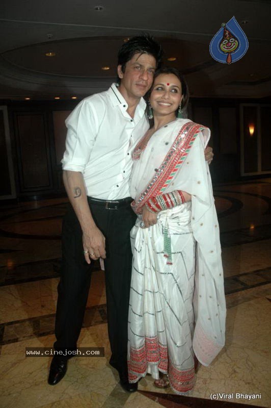 Bolly Celebs at Neelam Wedding Reception - 133 / 150 photos